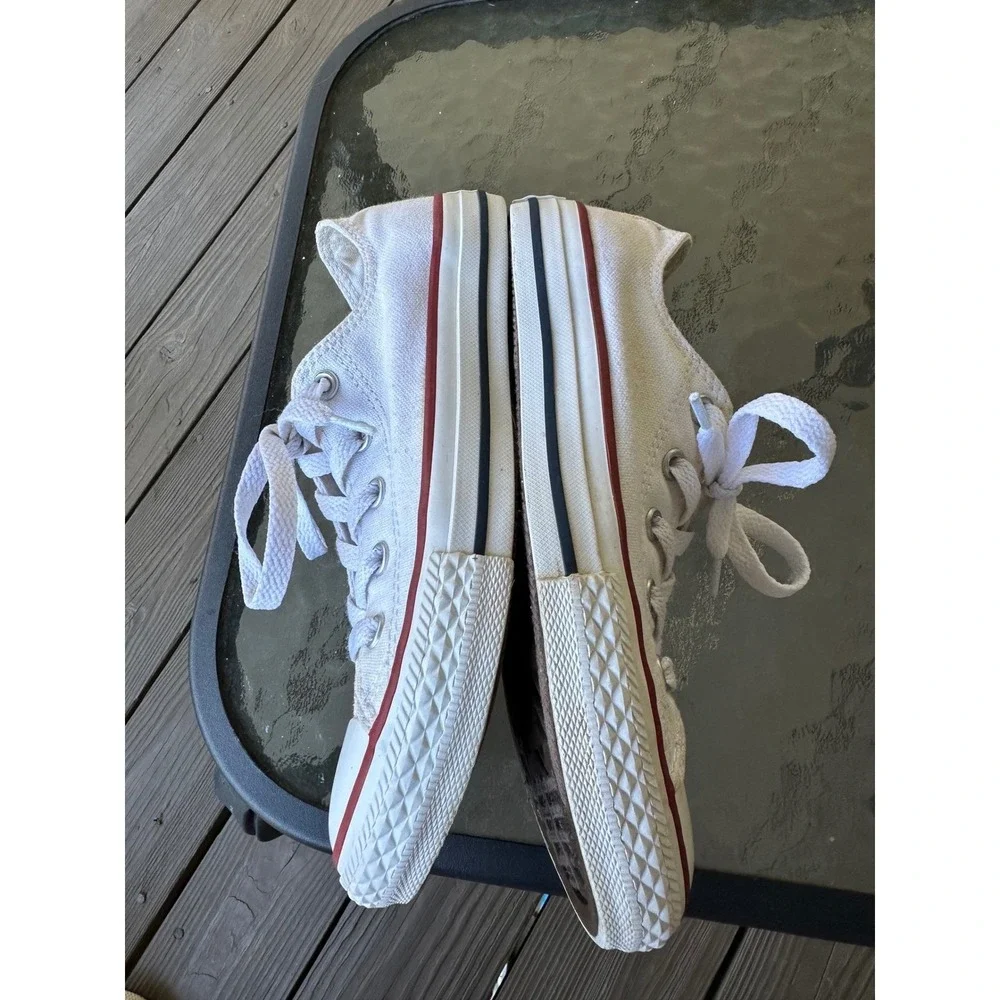 Converse Kids All Star Canvas Sneakers White Low Top‎ Lace Up Youth Sz 2 Shoes
